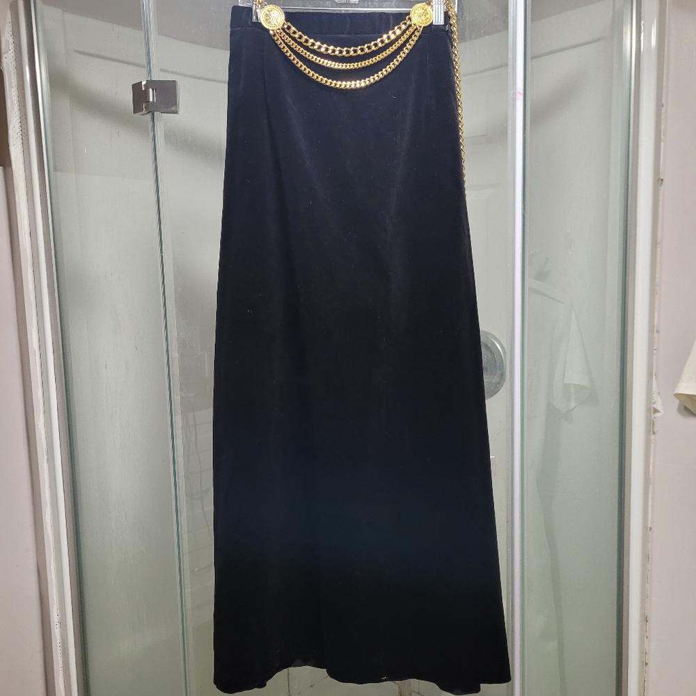 Size 38 cotton velvet skirt